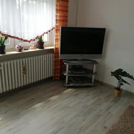 Ruhige Am Waldrand. Apartment Wildflecken